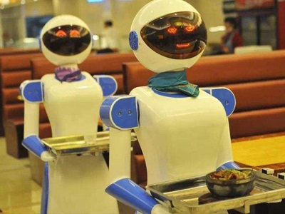 日本智能酒店：機器人服務、刷臉進門